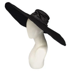 Resident Evil 8 Village Alcina Dimitrescu Cosplay Costume -Newcossky 59a5ae82c10b90f32e2c008a528328fc