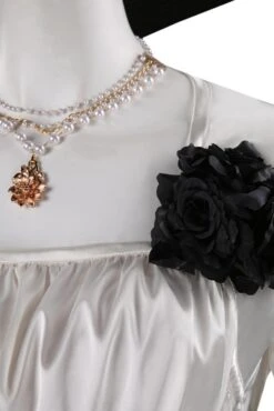 Resident Evil Village 8 Alcina Dimitrescu Cosplay Costume Halloween Carnaval -Newcossky 791ba313403febd7aa48fa3b4954d5e5