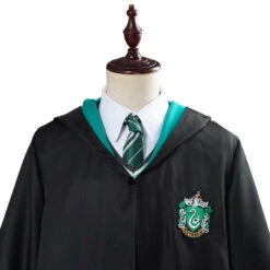 Harry Potter Uniforme Scolaire Slytherin Robe Cape Tenue Halloween Carnaval Cosplay Costume -Newcossky 91d1e7bdd7d07ca97fc5d56cf60f8740